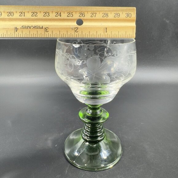 Vintage German Roemer Goblet Etched Beehive Manganese 365nm Green UV Glow Cup - Picture 8 of 13